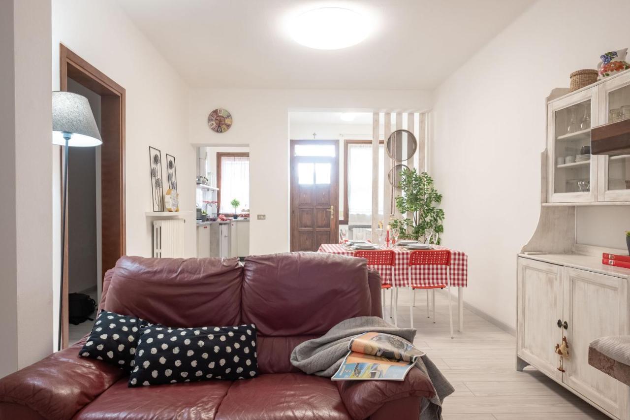 Apartamento Casa Dolce Casa Desenzano - 2 Passi Dal Lago Desenzano del Garda Exterior foto